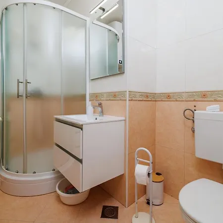 App Marta 100 M From The Sea In Part Of Crikvenica