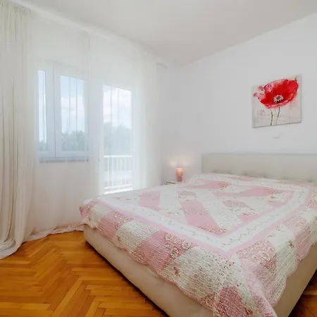 App Marta 100 M From The Sea In Part Of Crikvenica