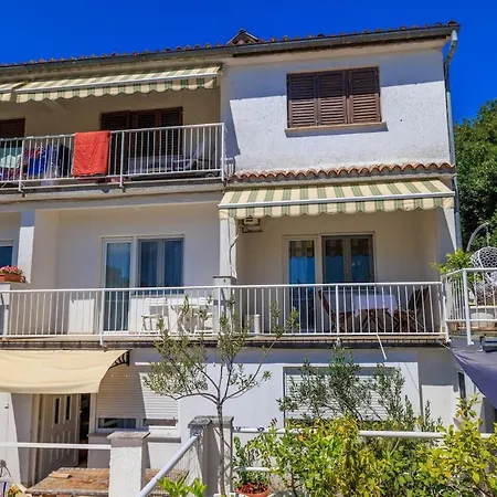 App Marta 100 M From The Sea In Part Of Apartment *